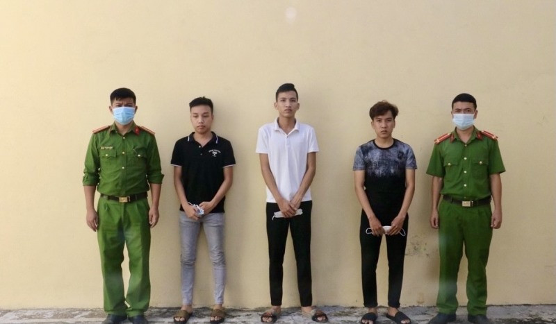 3 bị can bị bắt giữ tại cơ quan công an. Ảnh: CANA