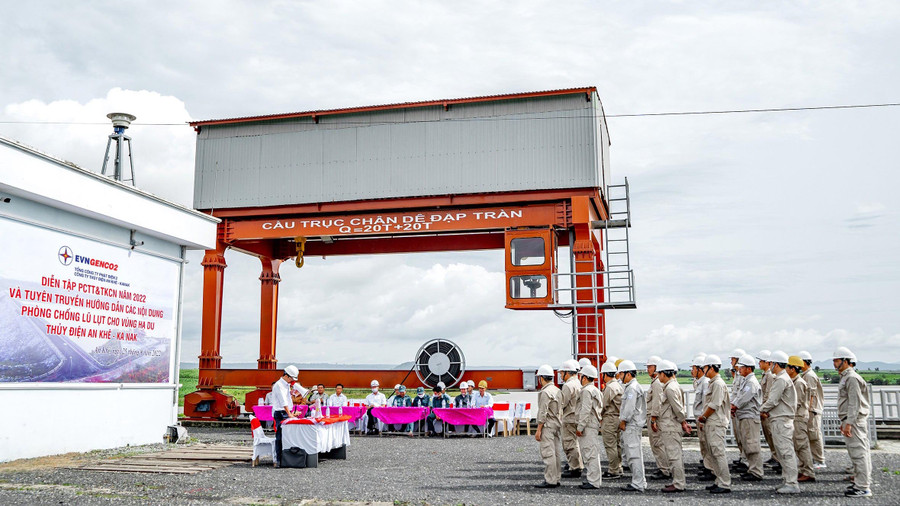 Quang cảnh buổi diễn tập. Ảnh: Thu Hoài Quang cảnh buổi diễn tập. Ảnh: Thu Hoài