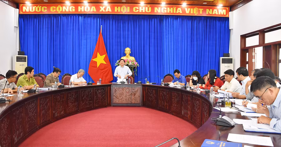  Quang cảnh buổi làm việc. Ảnh: Hà Phương