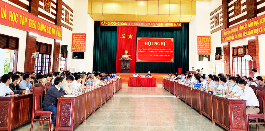  Toàn cảnh buổi đối thoại. Ảnh: Đinh Yến