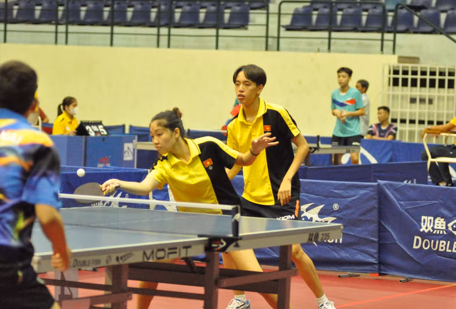 Ngay sau lễ khai mạc các trận đấu đã diễn ra sôi nổi. Ảnh: A.S/ Báo Quảng Nam