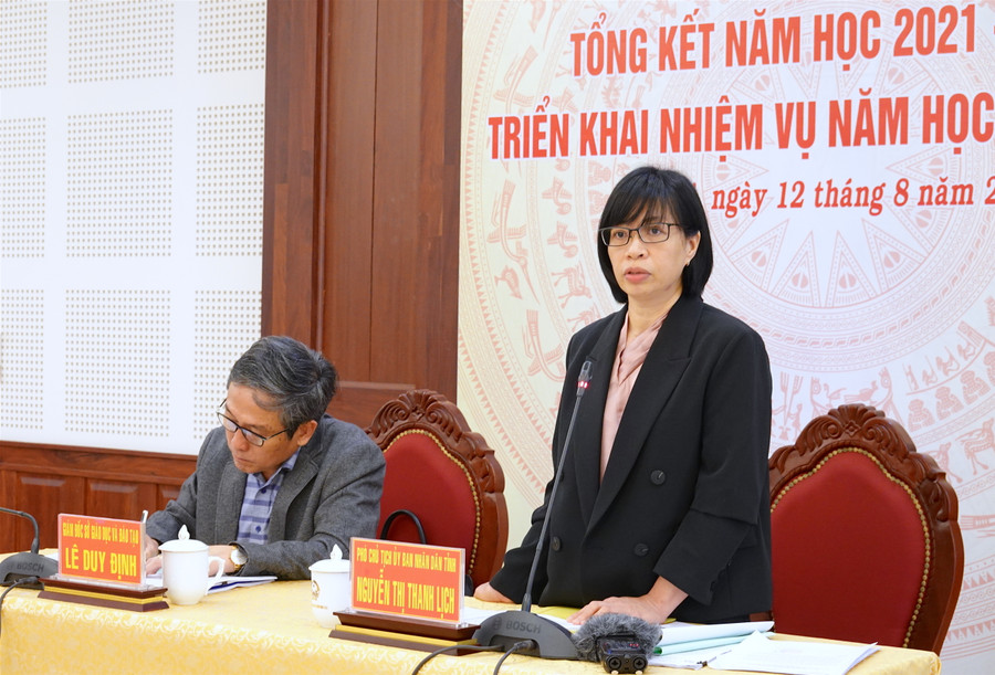 Phó Chủ tịch UBND tỉnh Nguyễn Thị Thanh Lịch chỉ đạo một số nội dung liên quan đến năm học mới 2022-2023 trên địa bàn tỉnh. Ảnh: Mộc Trà