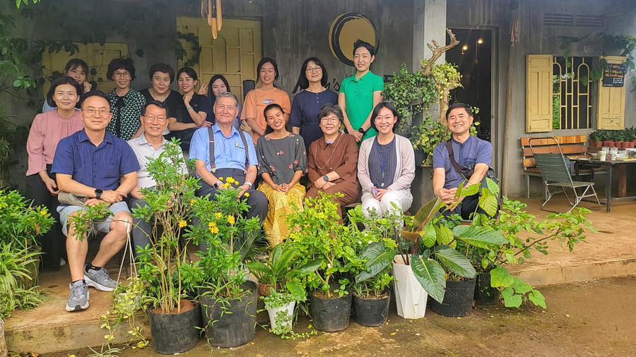 Moon's Farm Coffee thường xuyên đón các đoàn khách đến trải nghiệm du lịch nông trại. Ảnh: Hoàng Ngọc