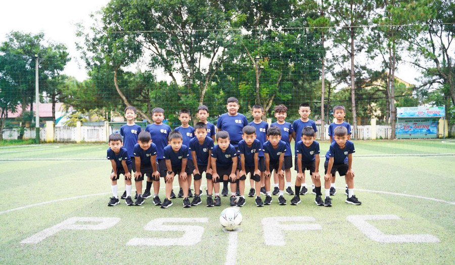 Đội hình các cầu thủ U9 Gia Lai tham dự giải. Ảnh: Văn Ngọc