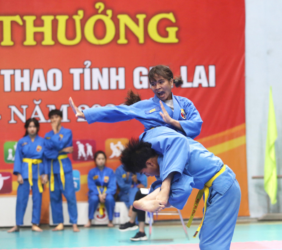 Những đòn đánh không chỉ đẹp mắt mà còn thể hiện sự mạnh mẽ của VĐV. 