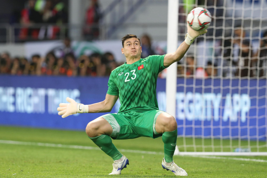  Một pha cản phá bóng ấn tượng của Đặng Văn Lâm. Ảnh: AFC