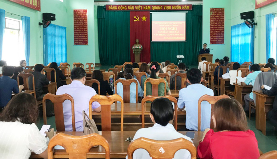 Quang cảnh buổi tập huấn. Ảnh: Hồng Thương Quang cảnh buổi tập huấn. Ảnh: Hồng Thương