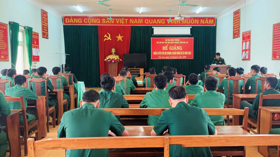 Quang cảnh lễ bế giảng khóa huấn luyện. Ảnh: Lê Hải