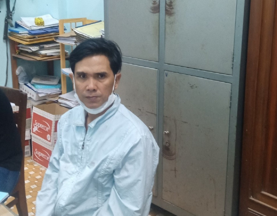 Nguyễn Thanh Phúc Hậu tại cơ quan công an. Ảnh: Hồ Quy Nguyễn Thanh Phúc Hậu tại cơ quan công an. Ảnh: Hồ Quy