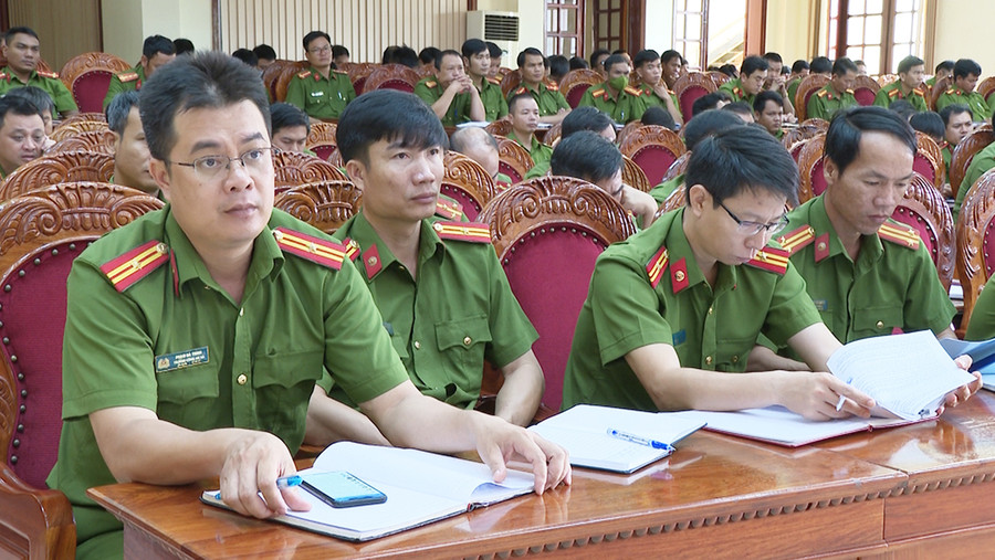 Đại biểu dự hội nghị tập huấn. Ảnh: Nông Hòa  Đại biểu dự Hội nghị tập huấn. Ảnh: Nông Hòa