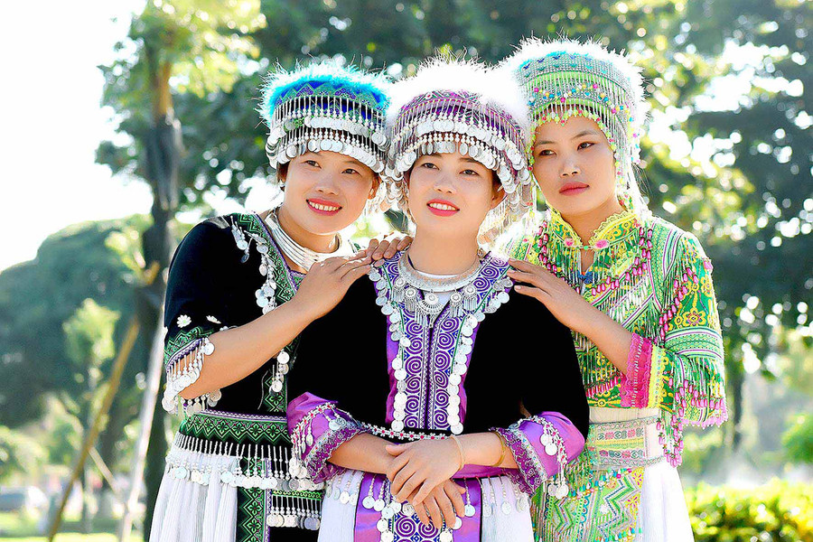 Nét duyên dáng của phụ nữ dân tộc H'Mông ở xã Ya Hội, huyện Đak Pơ. Ảnh: Đức Thụy Nét duyên dáng của phụ nữ dân tộc H'Mông ở xã Ya Hội, huyện Đak Pơ. Ảnh: Đức Thụy