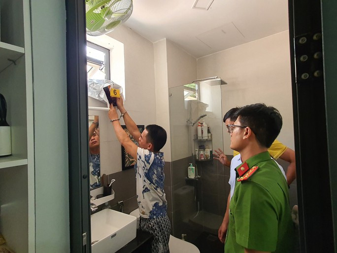  Đối tượng Linh thực hiện lại hành vi trộm cắp.