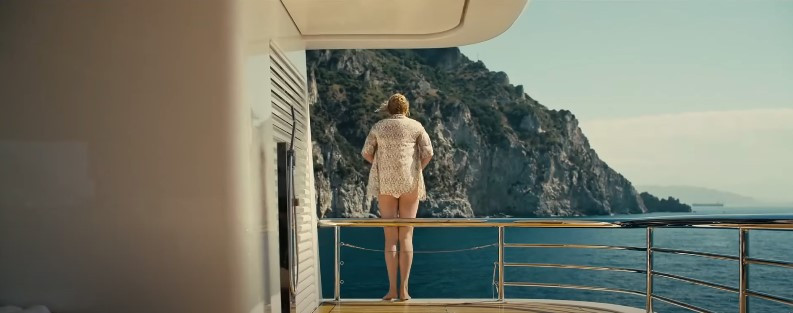 Ngôi làng thổ dân được dàn dựng trên khu du lịch Tràng An của Ninh Bình. Ảnh: yeudulich