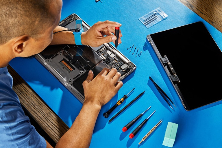 Chương trình Self Service Repair đã được mở rộng sang MacBook. Ảnh: Apple Chương trình Self Service Repair đã được mở rộng sang MacBook. Ảnh: Apple