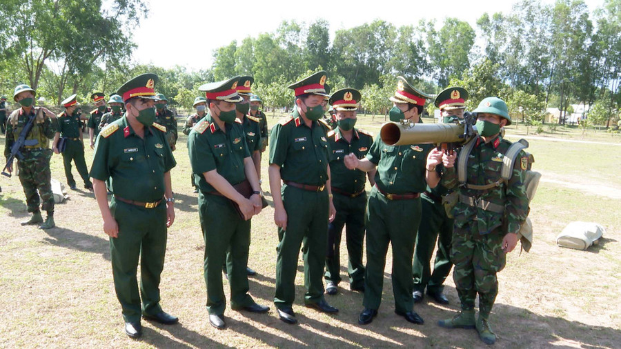 Lãnh đạo Bộ Quốc phòng kiểm tra công tác huấn luyện tại Quân đoàn 3. Ảnh: Vĩnh Hoàng