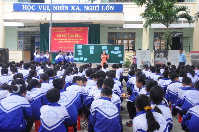 Sinh hoạt ngoại khóa tại điểm Trường THCS Võ Nguyên Giáp, thị xã An Khê. Ảnh: Anh Minh Sinh hoạt ngoại khóa tại điểm trường THCS Võ Nguyên Giáp, thị xã An Khê. Ảnh: Anh Minh