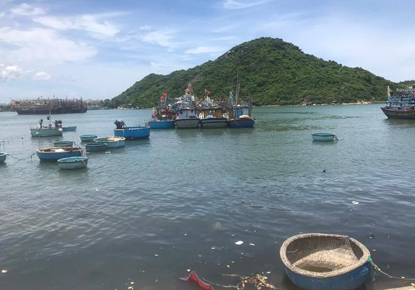 Đầm Đề Gi, nơi xảy ra vụ chìm thuyền. Ảnh nguồn Pháp luật TP. Hồ Chí Minh Đầm Đề Gi, nơi xảy ra vụ chìm thuyền. Ảnh nguồn Pháp luật TP. Hồ Chí Minh