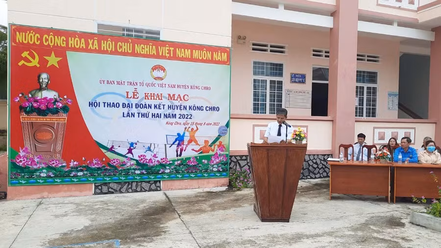 Hơn 500 vận động viên tham gia Hội thao Đại đoàn kết huyện Kông Chro lần thứ II năm 2022. Ảnh: Lê Đại