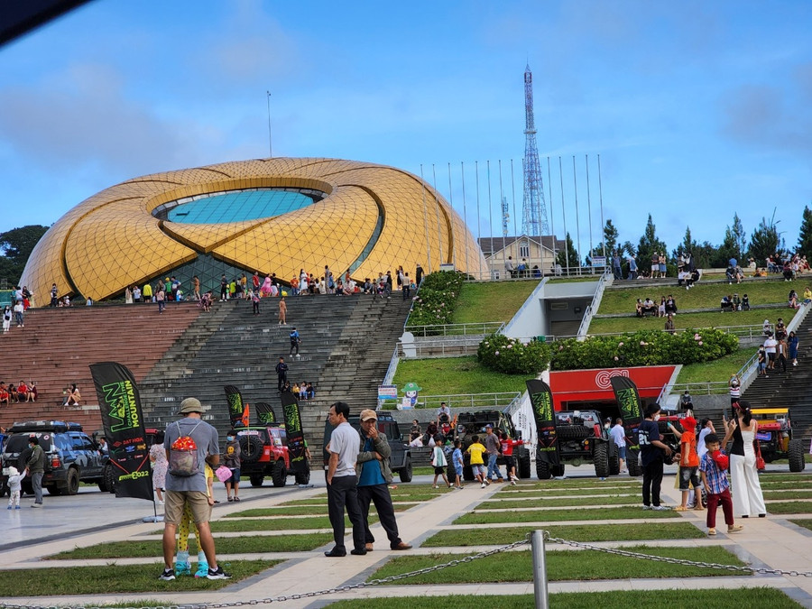 Quảng trường Lâm Viên, nơi nhiều du khách đến check-in. Ảnh: Lâm Viên