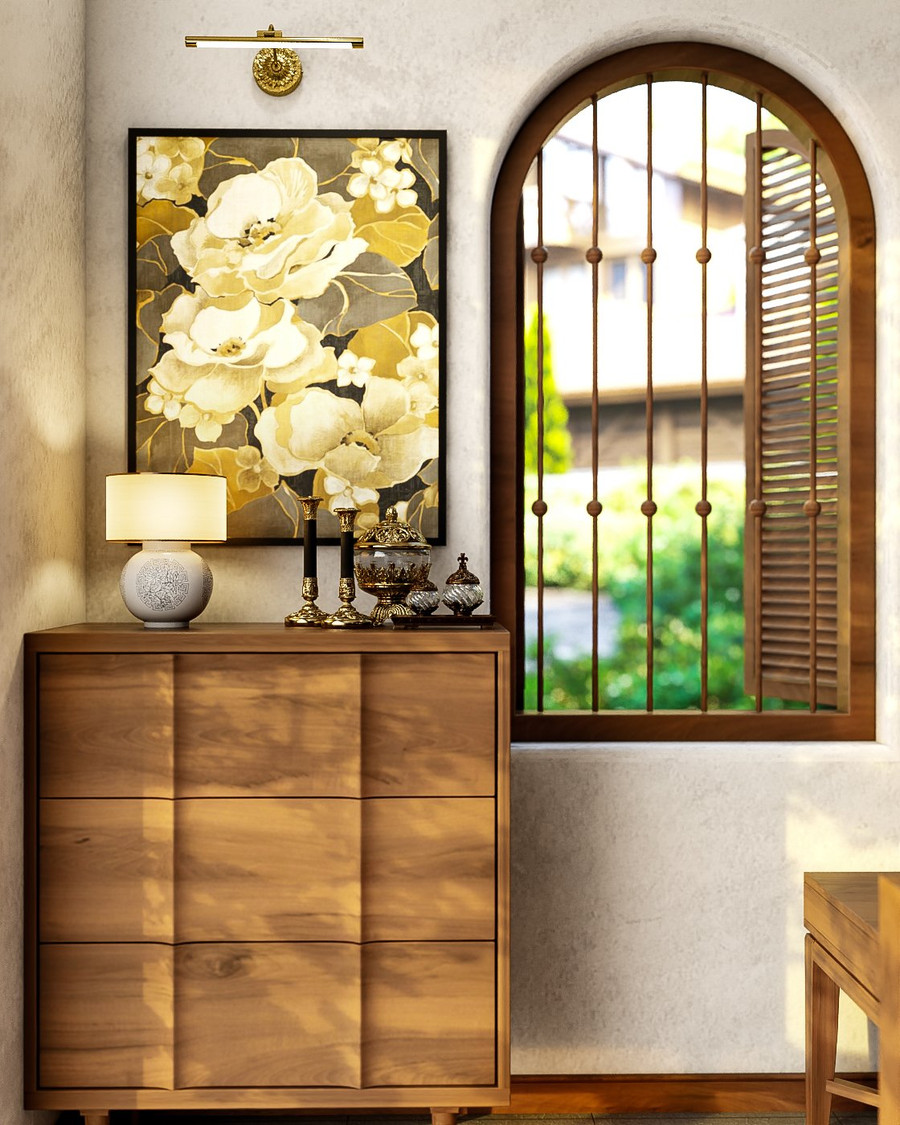  Chiếc bàn trang trí cùng bức tranh hoa vàng bên cạnh cửa sổ lá sách truyền thống của người Việt Nam.