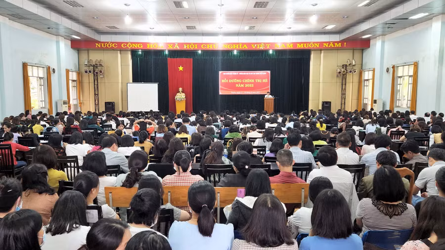 Quang cảnh lớp bồi dưỡng. Ảnh: Bá Bính