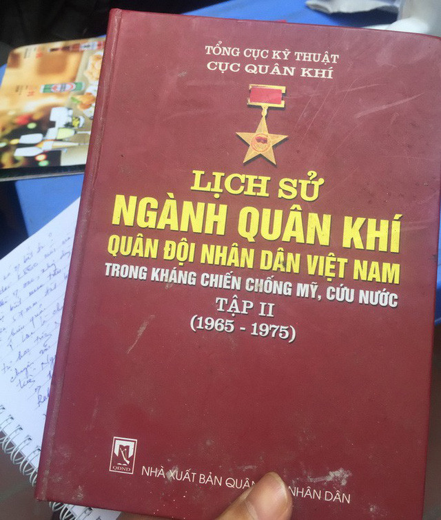 Sách Lịch sử ngành quân khí do NXB Quân Đội Nhân Dân xuất bản năm 2006, từ trang 241-243 có ghi về sáng kiến cải tiến và chiến công của thượng úy Nguyễn Ngọc Lạc và các cộng sự phòng vũ khí phòng không. Sách Lịch sử ngành quân khí do NXB Quân Đội Nhân Dân xuất bản năm 2006, từ trang 241-243 có ghi về sáng kiến cải tiến và chiến công của thượng úy Nguyễn Ngọc Lạc và các cộng sự phòng vũ khí phòng không.