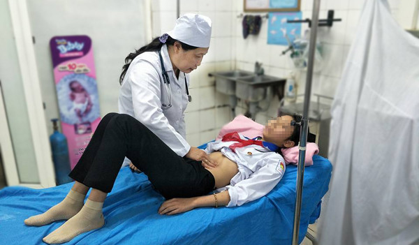  Các học sinh đang điều trị tại BV đa khoa tỉnh