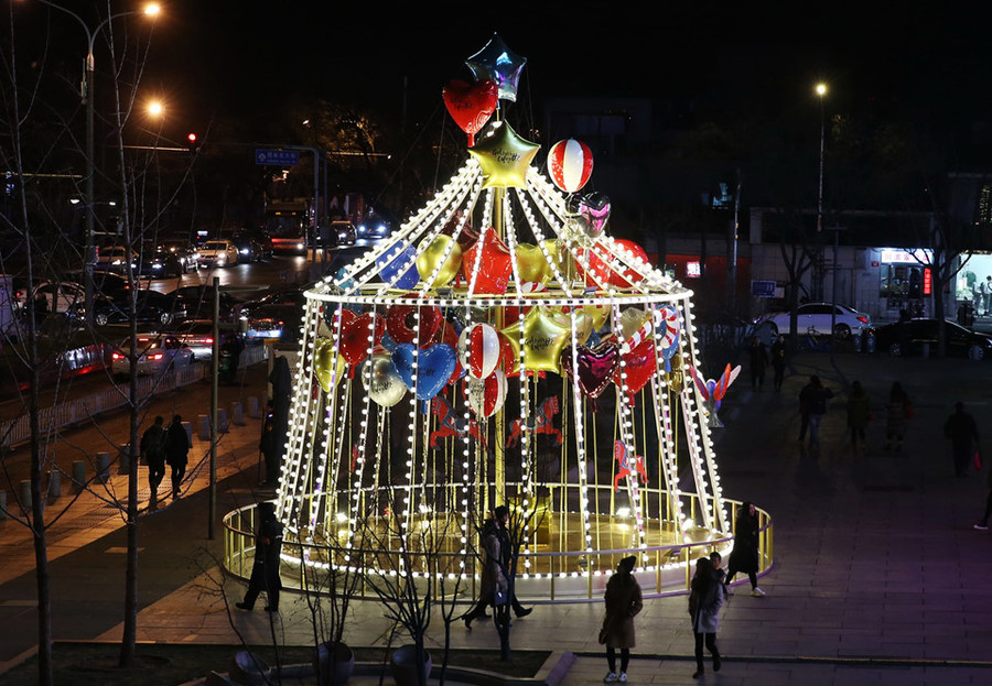 Đường phố ở Bắc Kinh, Trung Quốc một tuần trước Giáng sinh.