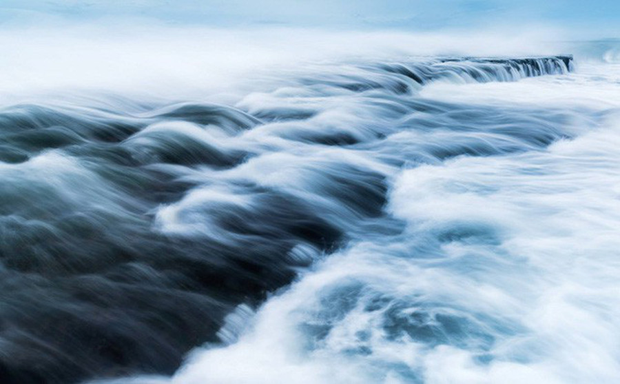 Sắc đẹp nguy hiểm (Dangerous Beauty), Mỹ Hiệp, Ninh Thuận. Ảnh: Andre Luu