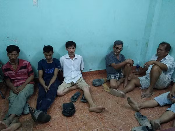 Các đối tượng đá gà bị bắt giữ