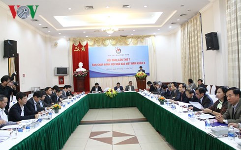 Toàn cảnh hội nghị lần thứ 7 BCH Hội nhà báo Việt Nam. Toàn cảnh hội nghị lần thứ 7 BCH Hội nhà báo Việt Nam.