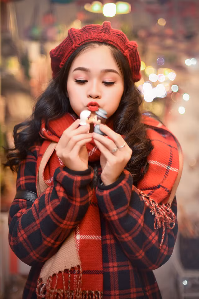 Nữ sinh tuổi 17 thật tinh nghịch.