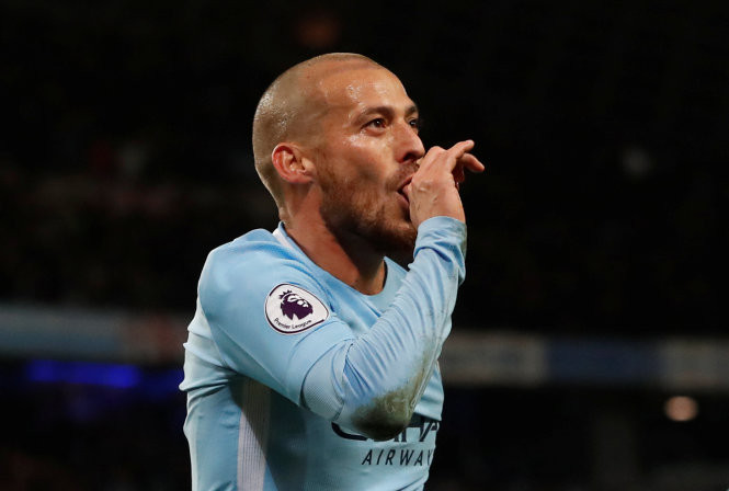 Silva ăn mừng bàn thắng vào lưới West Ham. Ảnh: REUTERS