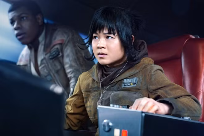 Kelly Marie Trần vào vai Rose Tico, em gái của Paige Tico, là một thợ máy trong phim ''Star Wars: The Last Jedi''. Cô là một trong số những nhân vật quan trọng mới xuất hiện trong phần 8 của series phim ăn khách này.