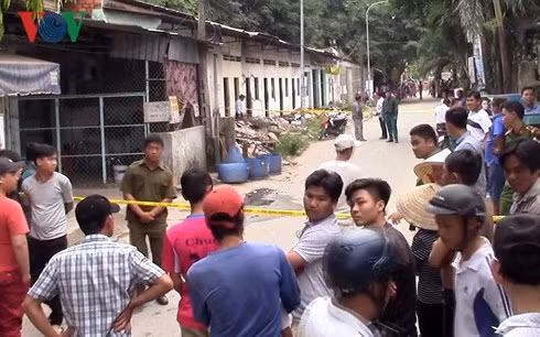 Lực lượng chức năng phong tỏa hiện trường vụ việc