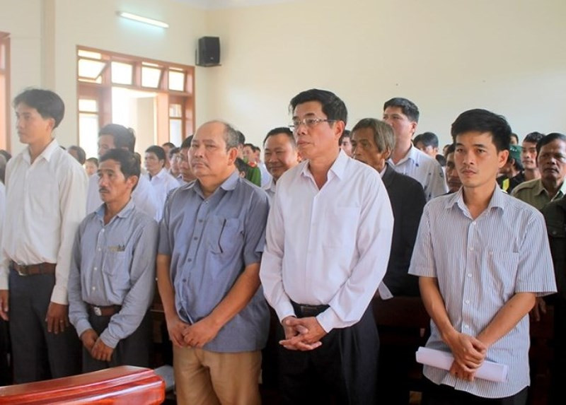 Các bị cáo tại tòa. Các bị cáo tại tòa.