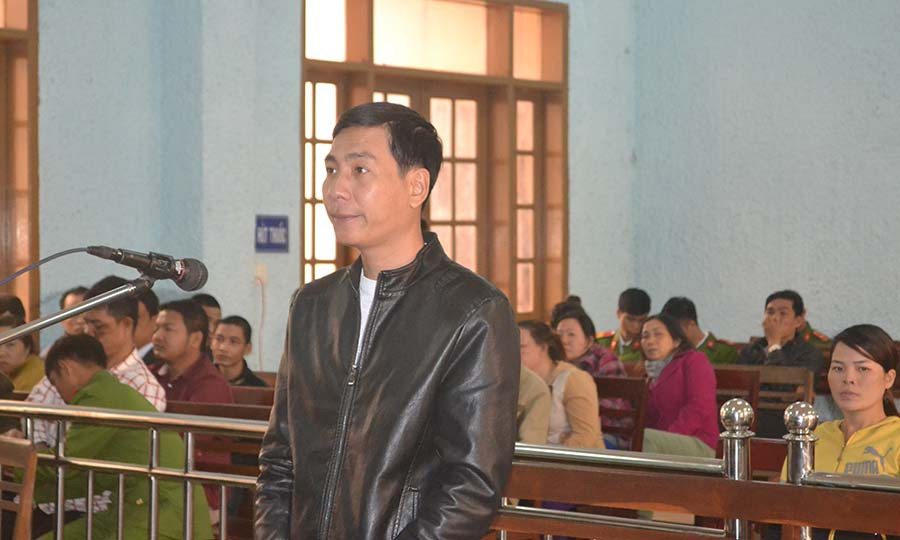 Bị cáo Đinh Việt Hồng tại phiên tòa phúc thẩm. Ảnh: Hoàng Cư
