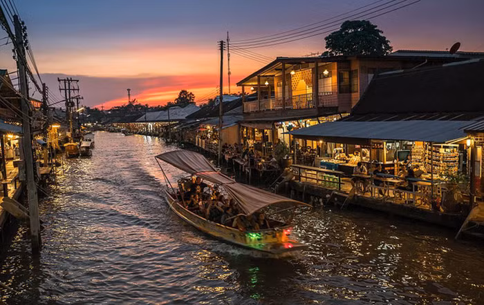 Ảnh: Watcharit Praihirun/Getty Images