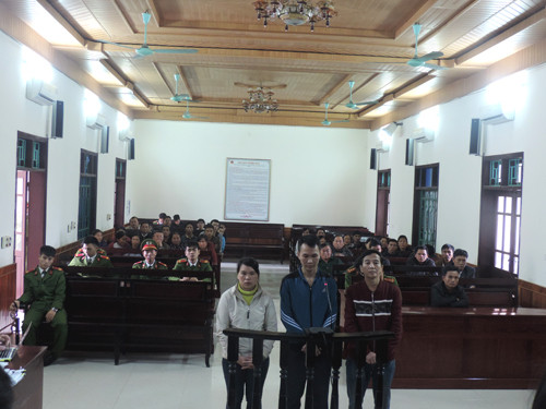 Các bị cáo tại phiên xử. Các bị cáo tại phiên xử.