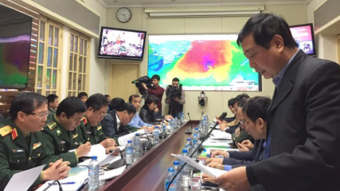 Ông Trần Quang Hoài thông tin tại cuộc họp.