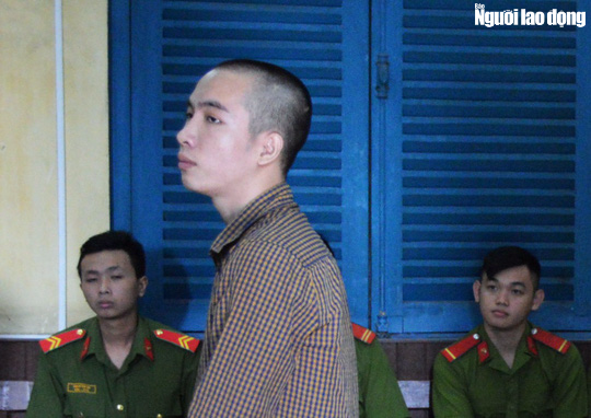 Bị cáo Đỗ Văn Chinh tại phiên tòa. Bị cáo Đỗ Văn Chinh tại phiên tòa.