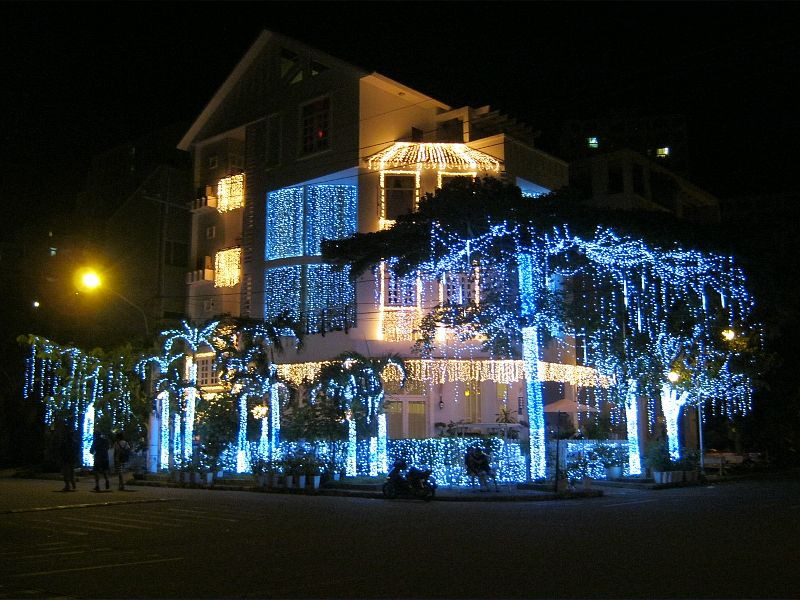 Khu đô thị Phú Mỹ Hưng nổi tiếng là địa điểm đi chơi Noel ở TP. Hồ Chí Minh. Khu đô thị Phú Mỹ Hưng nổi tiếng là địa điểm đi chơi Noel ở TP. Hồ Chí Minh.