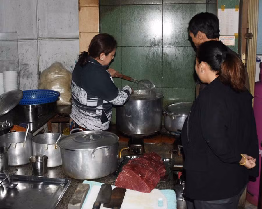 Đoàn Thanh tra không phát hiện cơ sở sử dụng chất cấm trong chế biến thực phẩm như dự luận xã hội đồn thổi. Ảnh: Hoành Sơn