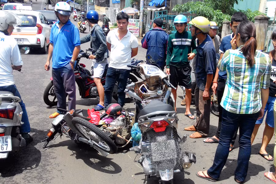 Tai nạn giao thông do ý thức người điều khiển phương tiện. Ảnh: N.G