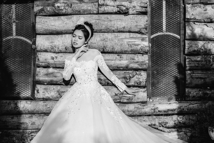  Bên cạnh đó, Thanh Hằng còn là thành viên đội sinh viên đạt giải Nhì toàn quốc SV2012; Giải ba toàn quốc SV2013.