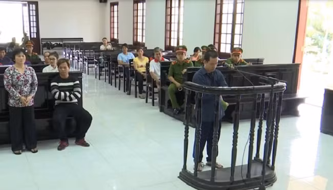 Bị cáo Huỳnh Thanh Trung tại tòa.