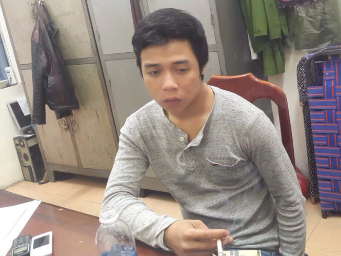 Phi bị tạm giữ hình sự