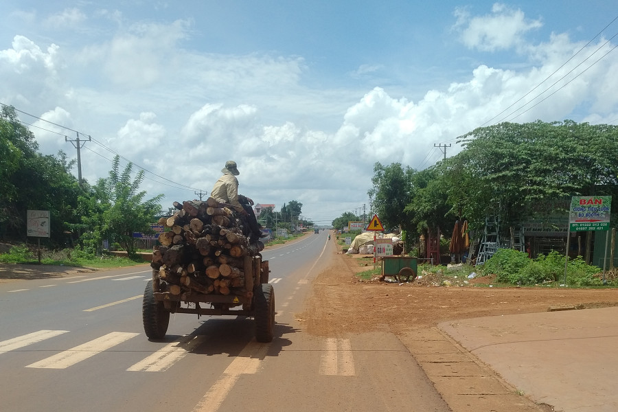 Chủ phương tiện chưa chấp hành các quy định ATGT gây tai nạn. Ảnh: N.G Chủ phương tiện chưa chấp hành các quy định ATGT gây tai nạn. Ảnh: N.G