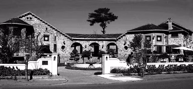 Biệt thự đá thời điểm cựu hoàng Bảo Đại mua tặng bà Phi Ánh - Ảnh tư liệu