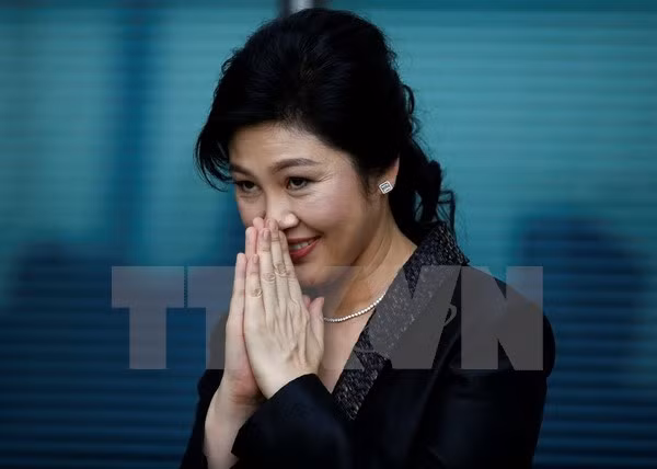 Bà Yingluck Shinawatra tới tòa án ở Bangkok, Thái Lan.